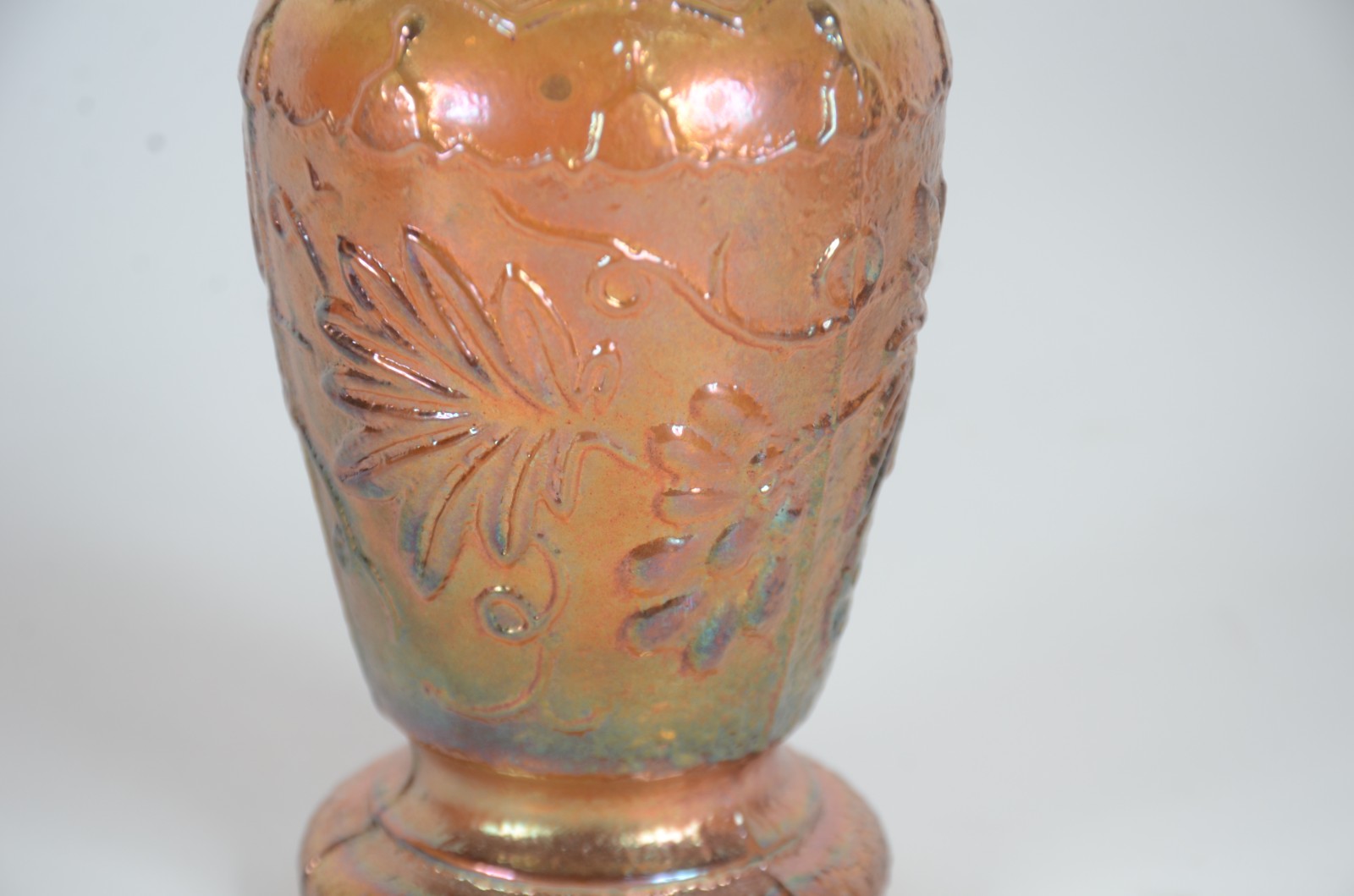 Cinco vasos diversos de antigo vidro decorativo "casca de cebola". - foto 4 de 6