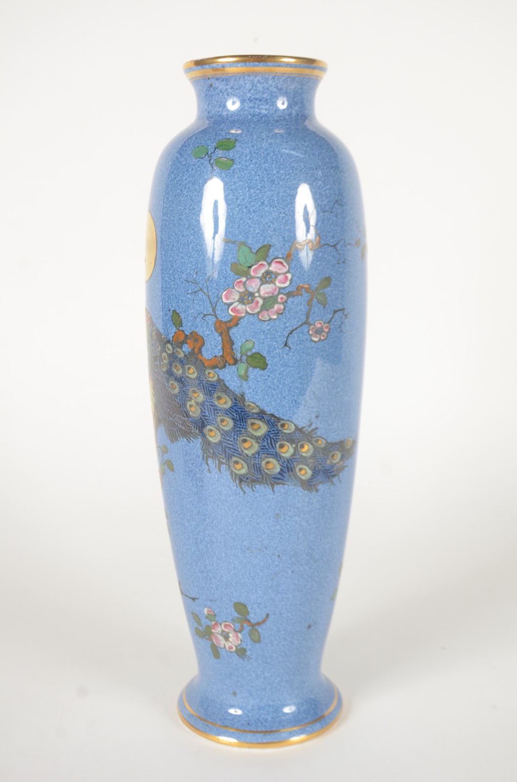 Vaso de porcelana inglesa decorada com ave do paraíso em policromia... - foto 3 de 8