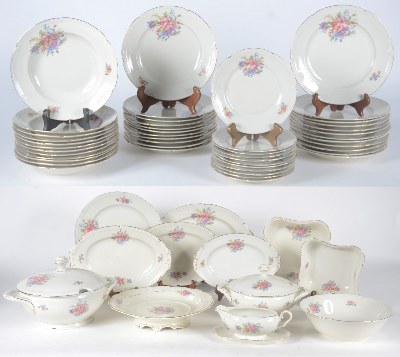 Aparelho de jantar de porcelana alemã da Bavaria, decoração floral em... - foto 1 de 9