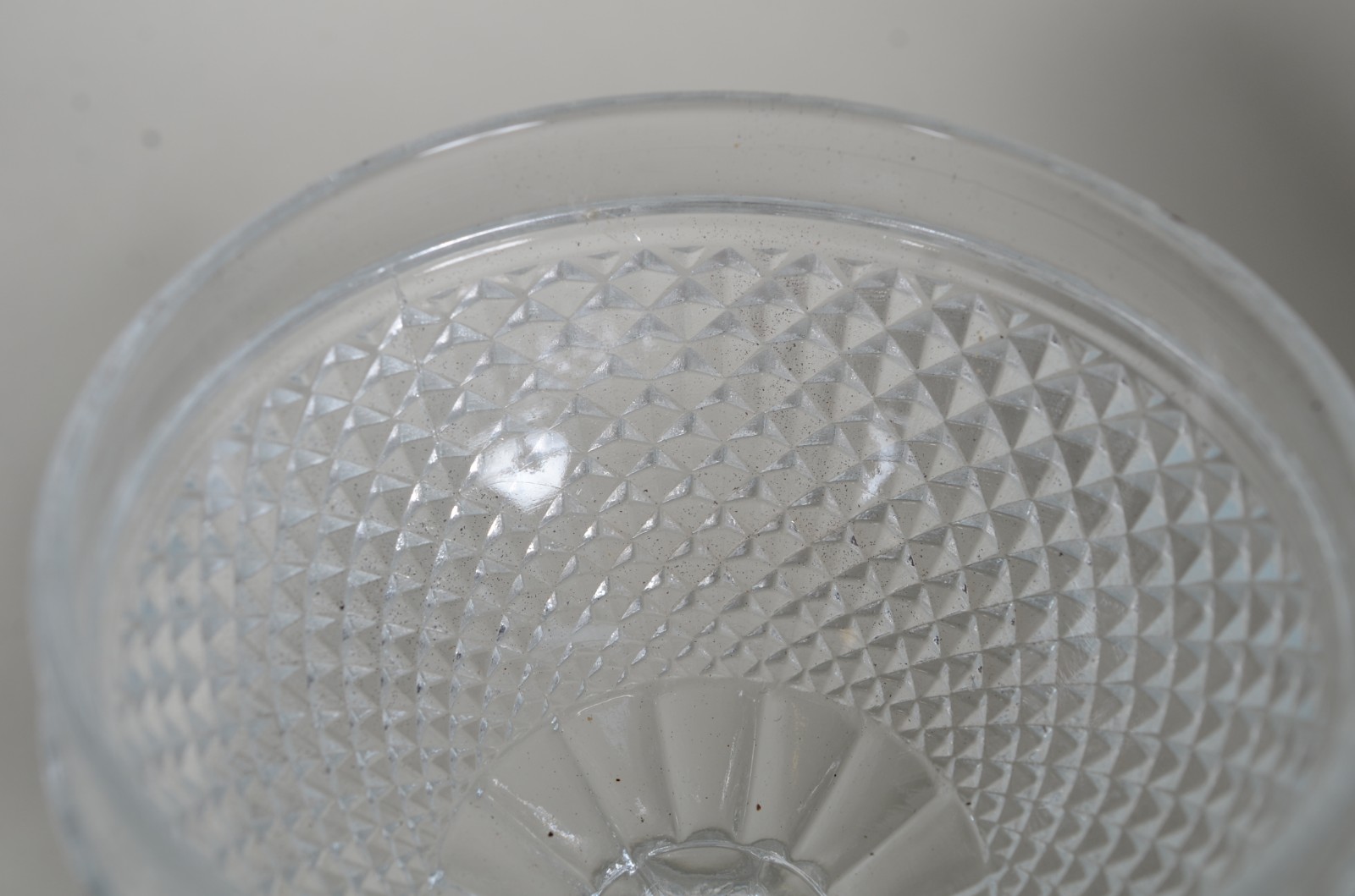 Diversos copos de cristal, sendo: 10 flutes para champagne, 2 taças... - foto 5 de 8