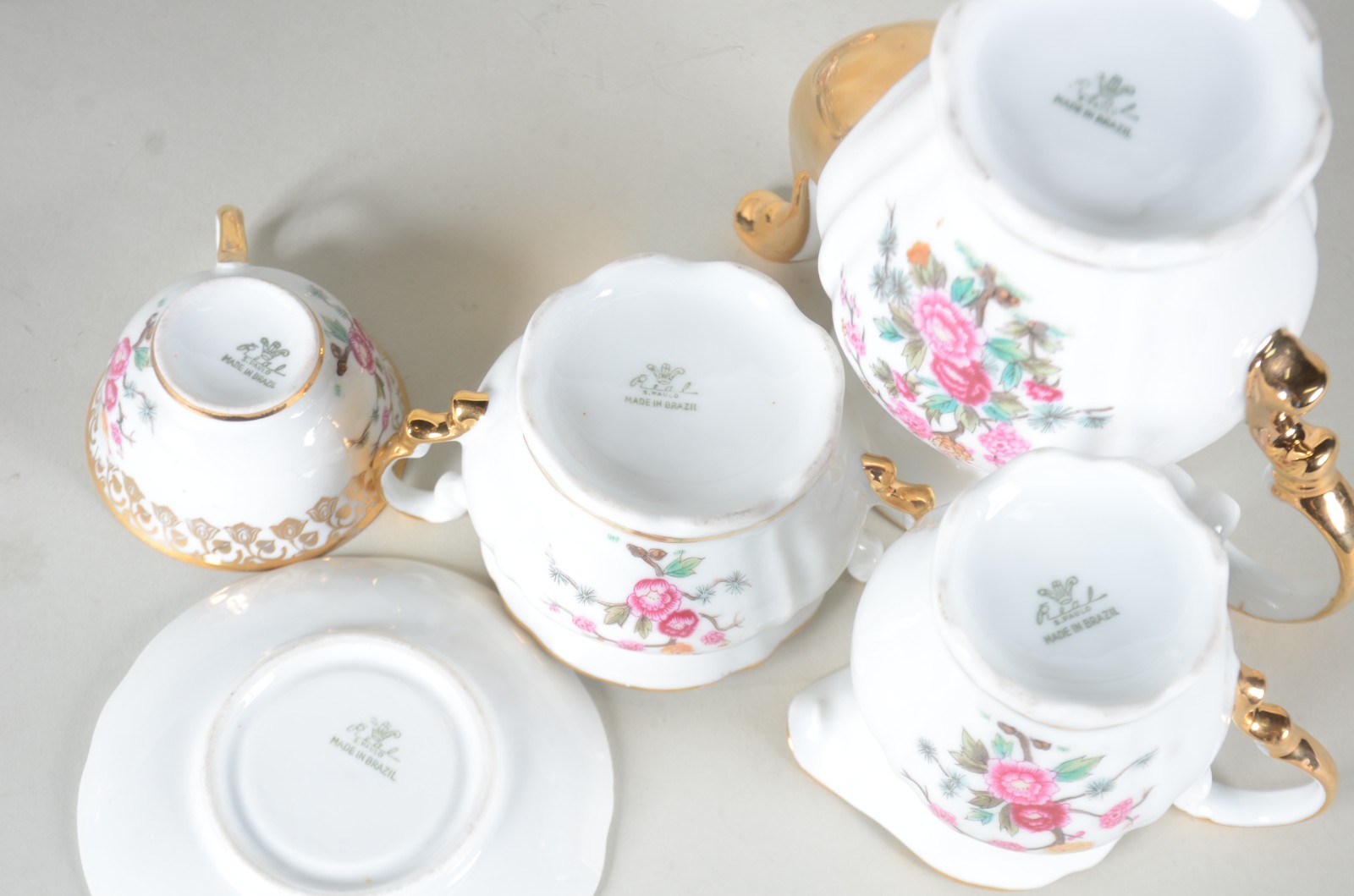 Serviço para café de porcelana Real na cor branca com flores em... - foto 9 de 10