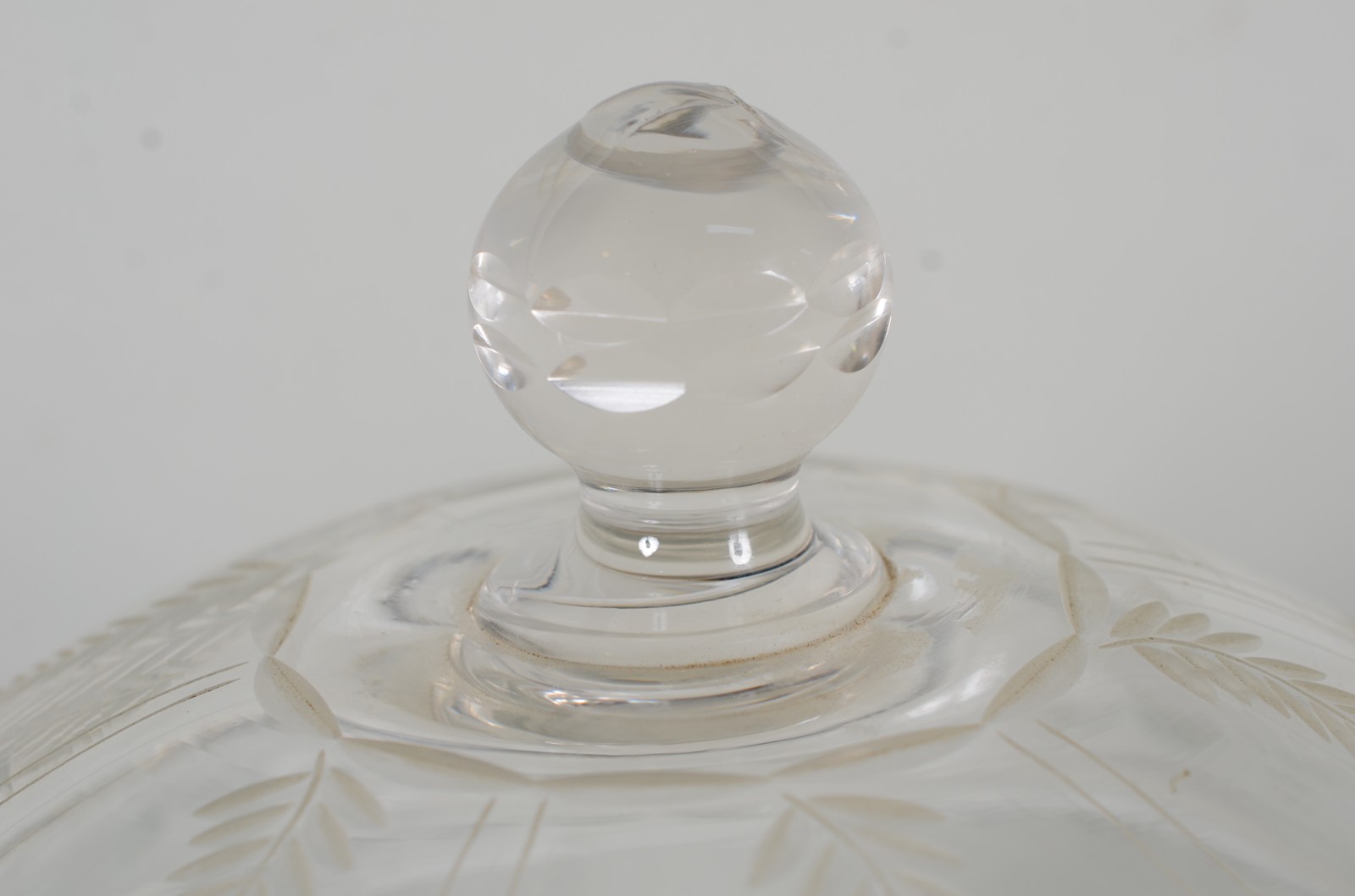 Conjunto de poncheira com concha e 12 canecas em demi cristal... - foto 7 de 10