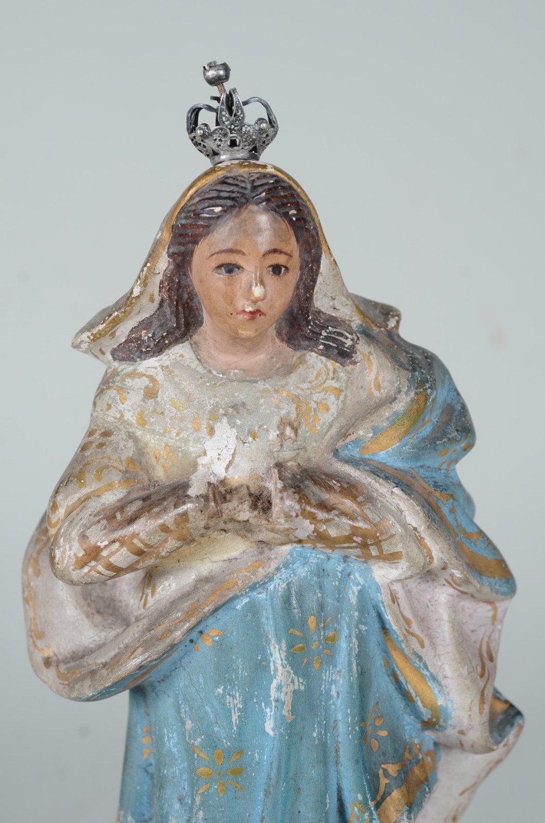 Nossa Senhora - Antiga imagem de madeira policromada, pequena coroa... - foto 2 de 8