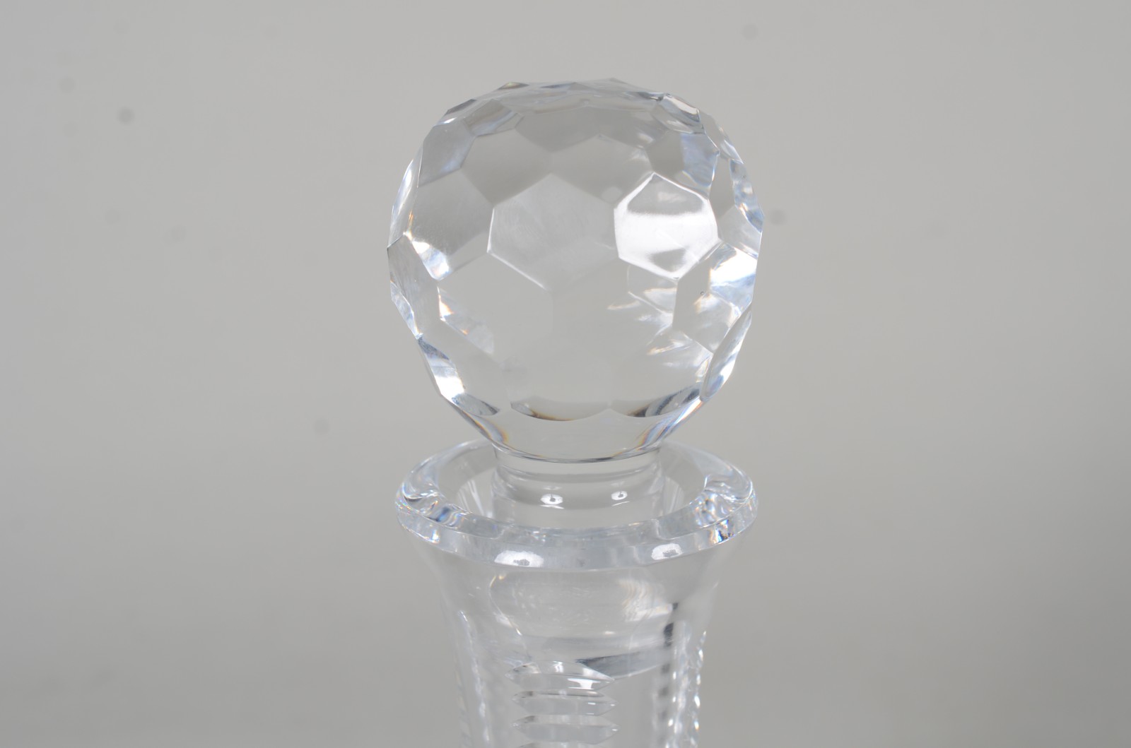 Captain Decanteur de cristal lapidado. Com mofo. - foto 2 de 9