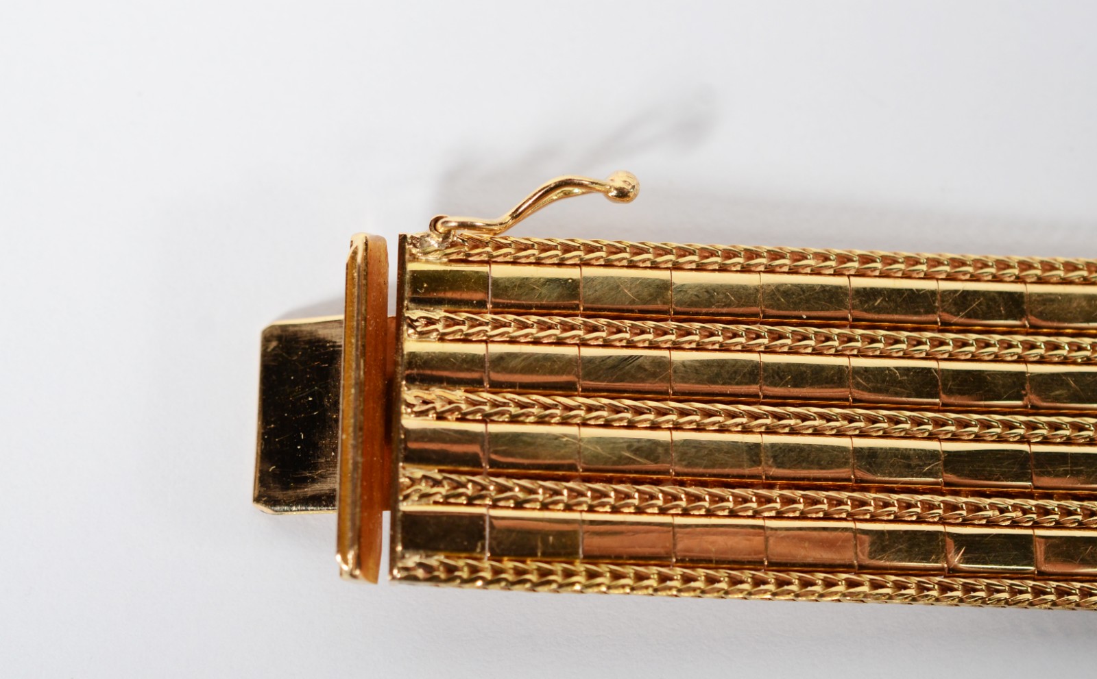 Pulseira em ouro 18 k., contraste 750 com 4 filas. (Por motivos de... - foto 4 de 8