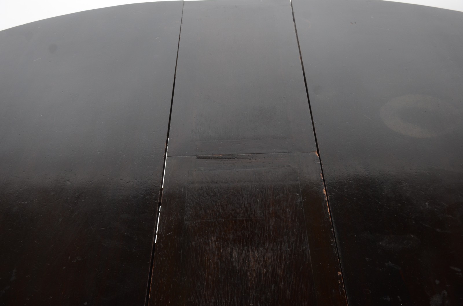 Mesa de jantar de madeira nobre, feitio redondo com tabua extensora... - foto 7 de 10