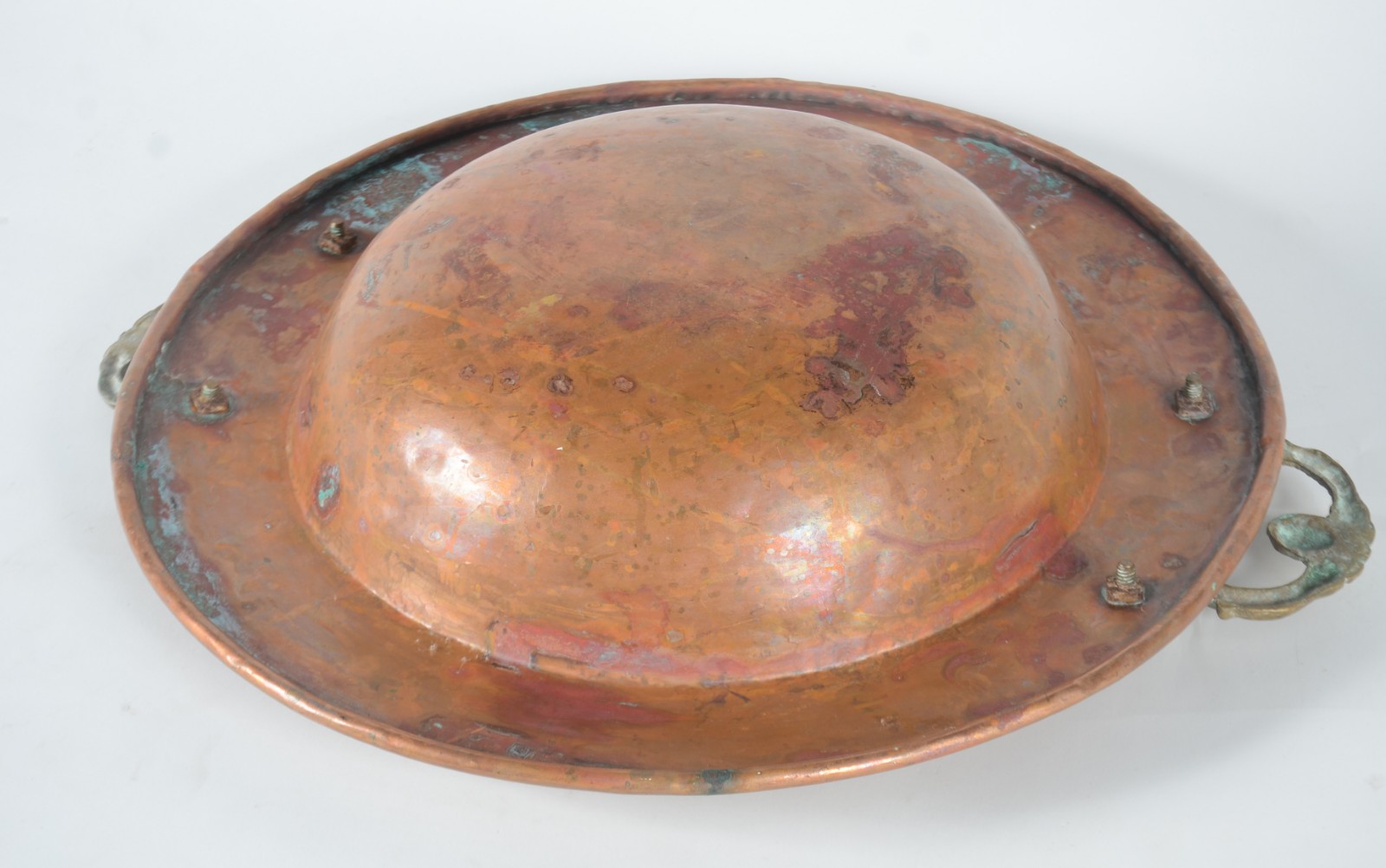 Bowl de cobre com alças douradas. - foto 7 de 9