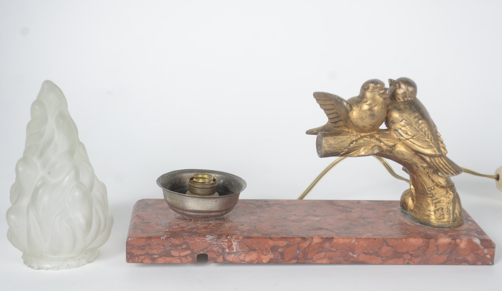 Quebra luz com escultura de metal dourado na forma de pássaros, manga... - foto 4 de 7