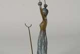 Salvador Dalí (1904-1989),  - Escultura representando figura feminina, assinada.