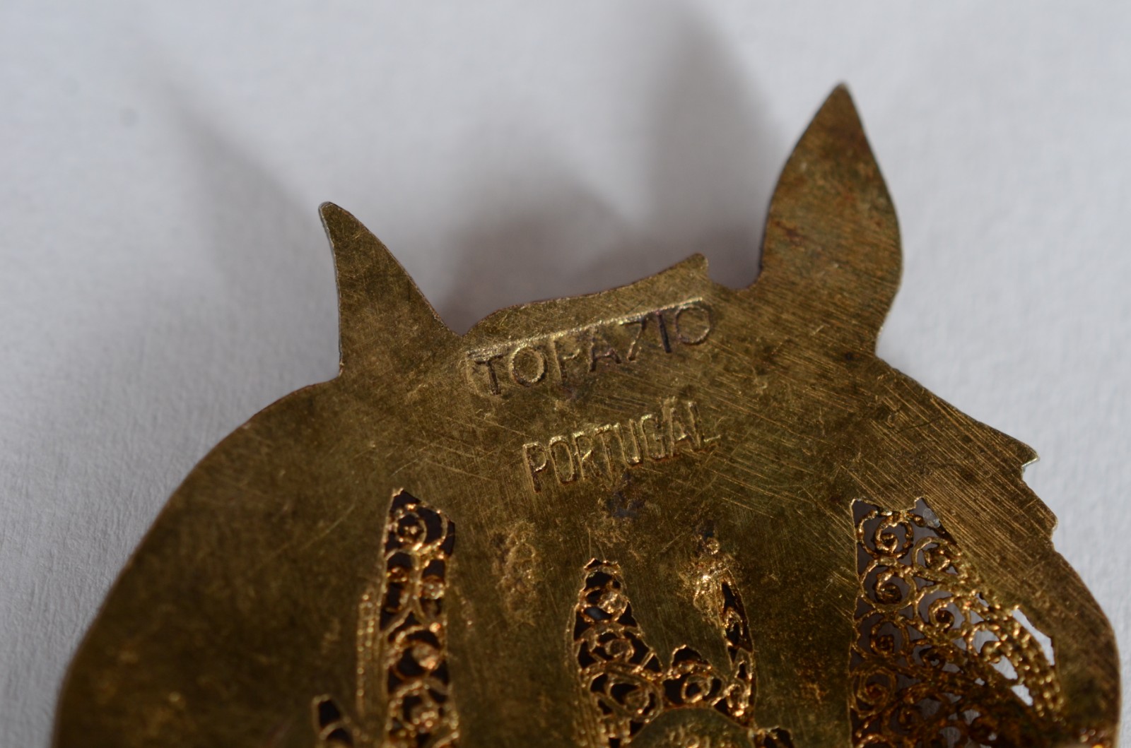 Broche de prata com esmalte na forma de cavalo filigranado português... - foto 5 de 5