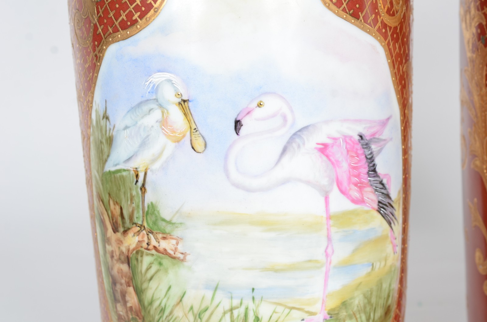 Par de vasos de porcelana pintados á mão com cena de flamingo e... - foto 2 de 9