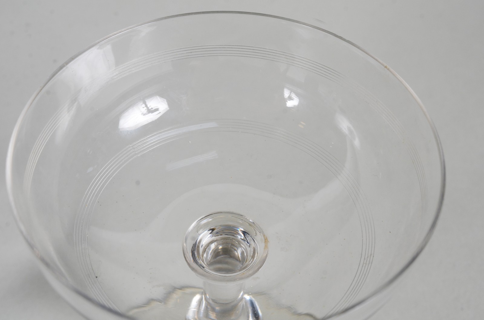 Treze taças de cristal para champagne, diferentes modelos. - foto 5 de 7