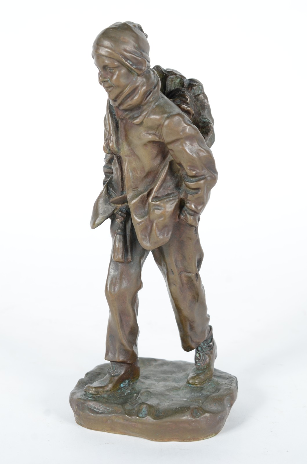Escultura de bronze representando "peregrino", assinado e com selo da... - foto 1 de 9