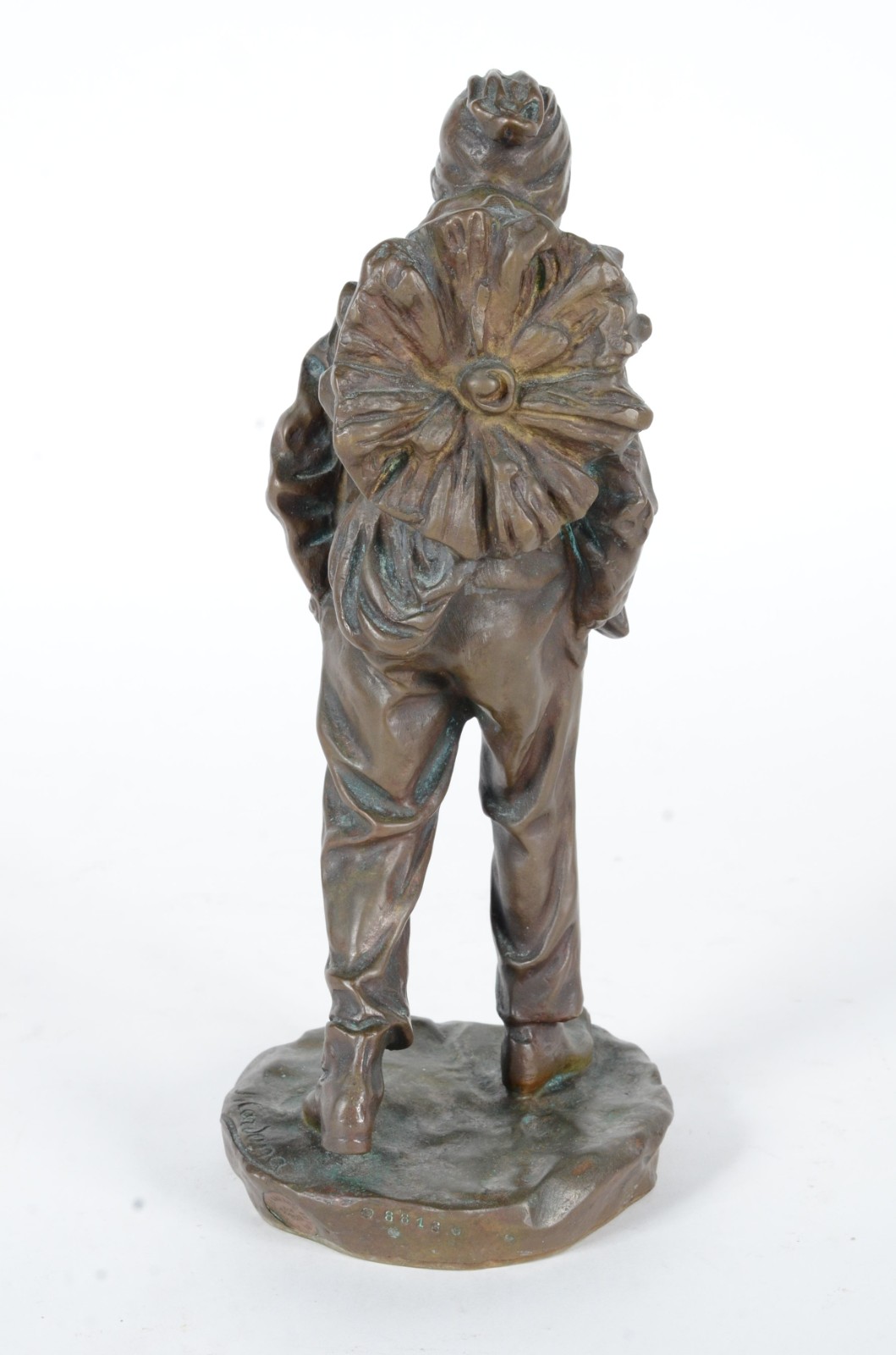 Escultura de bronze representando "peregrino", assinado e com selo da... - foto 4 de 9