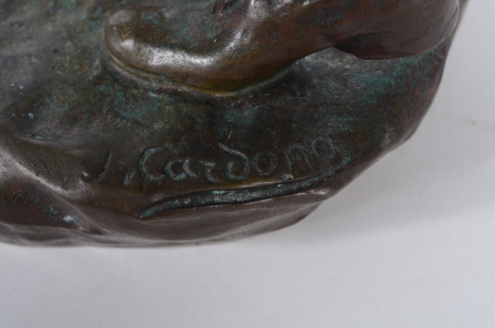 Escultura de bronze representando "peregrino", assinado e com selo da... - foto 7 de 9