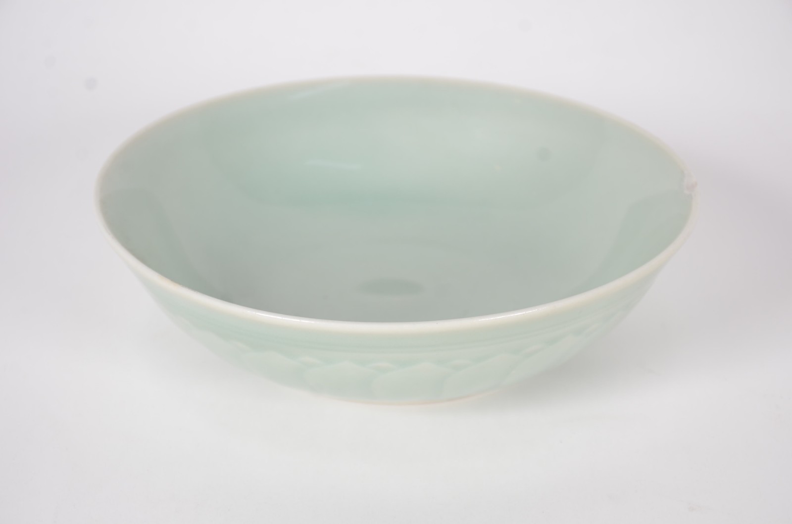 Oito peças diversas de porcelana chinesa na cor verde Celadon, sendo... - foto 7 de 11