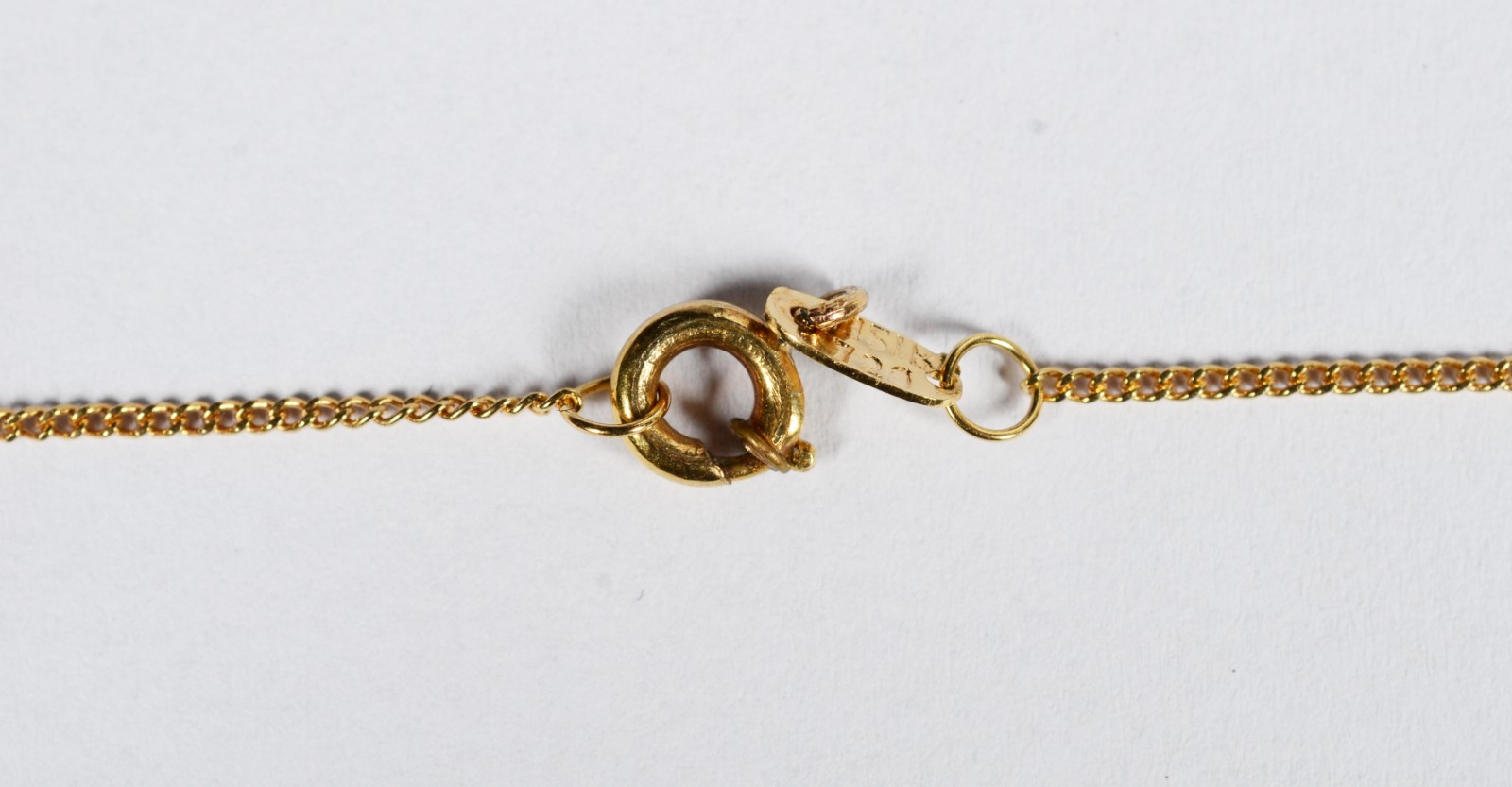 Colar de ouro 18 k., contraste 750 com pendente feitio coração com... - foto 3 de 7