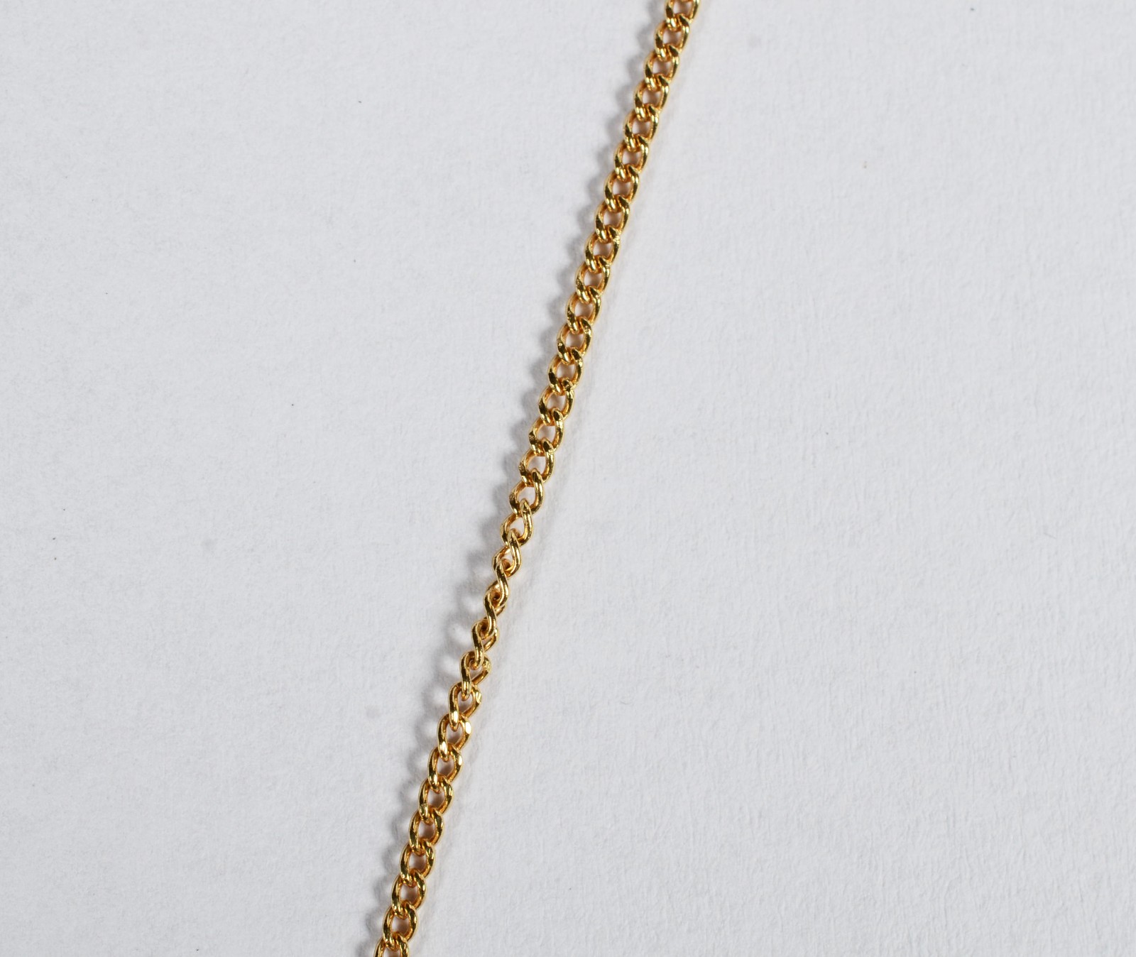 Colar de ouro 18 k., contraste 750 com pendente feitio coração com... - foto 4 de 7