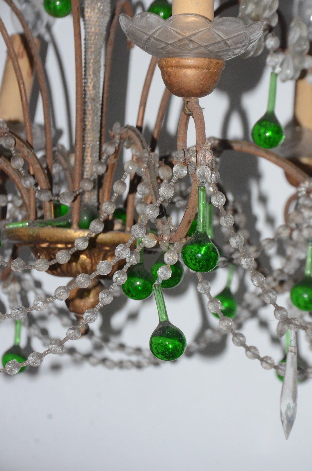 Lustre de metal e vidro para 6 luzes com pingentes na cor verde... - foto 2 de 10