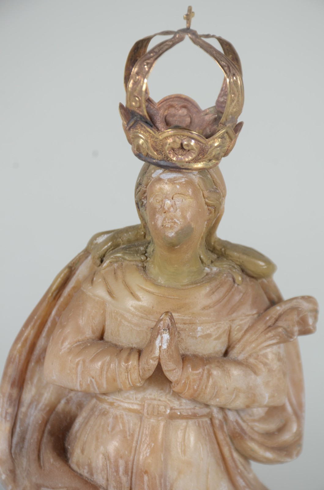 Nossa Senhora - Imagem de pedra sabão com coroa de ouro baixo. Com... - foto 4 de 10