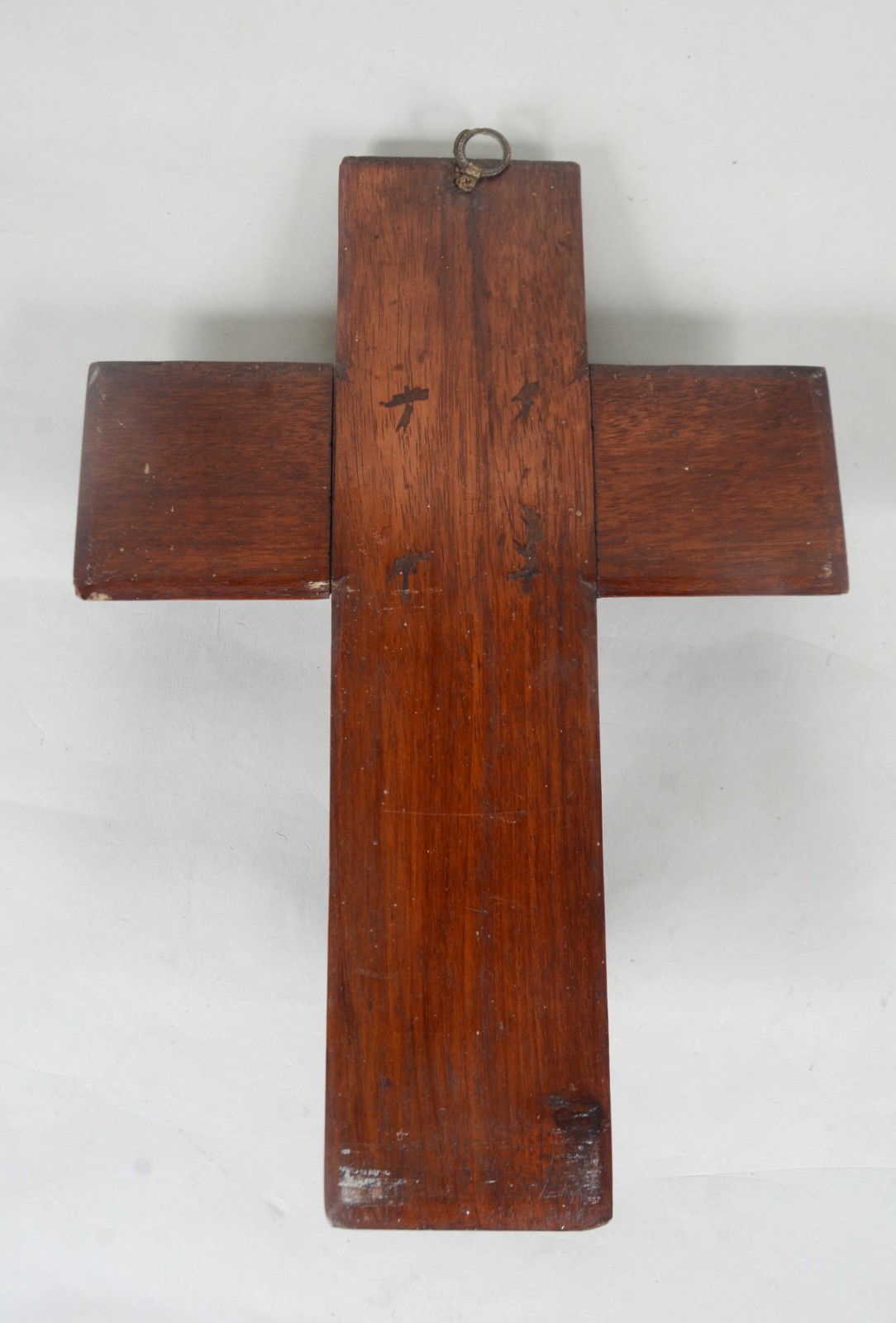 Crucifixo de madeira nobre com metal dourado e policromado, camafeu... - foto 7 de 8