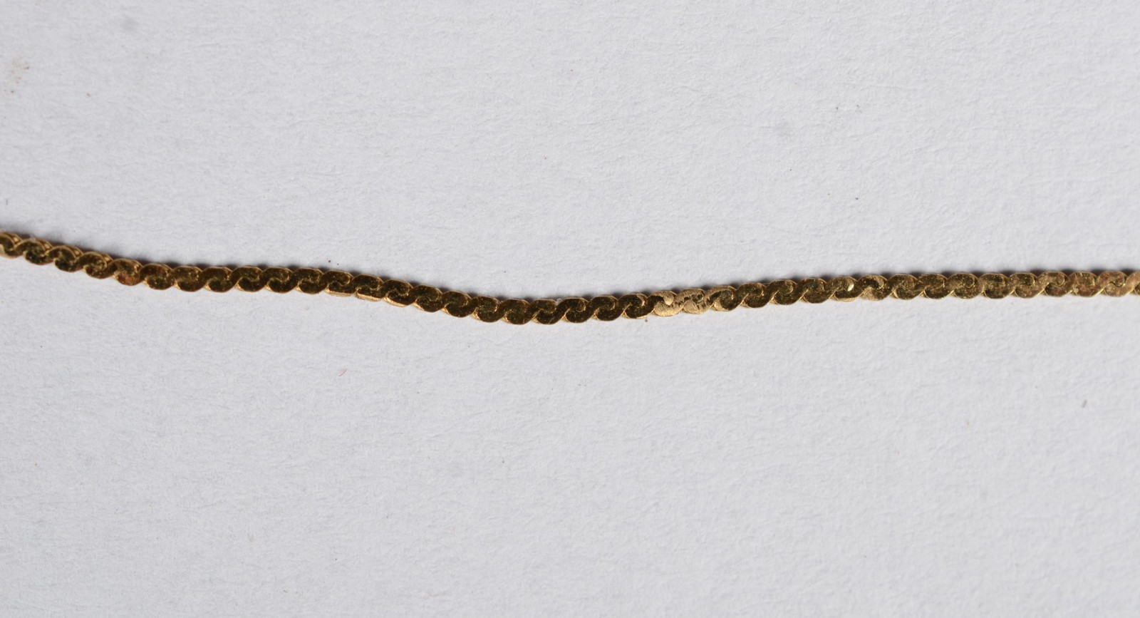 Colar de ouro 18 k. (Por motivos de segurança a peça não se encontra... - foto 2 de 7