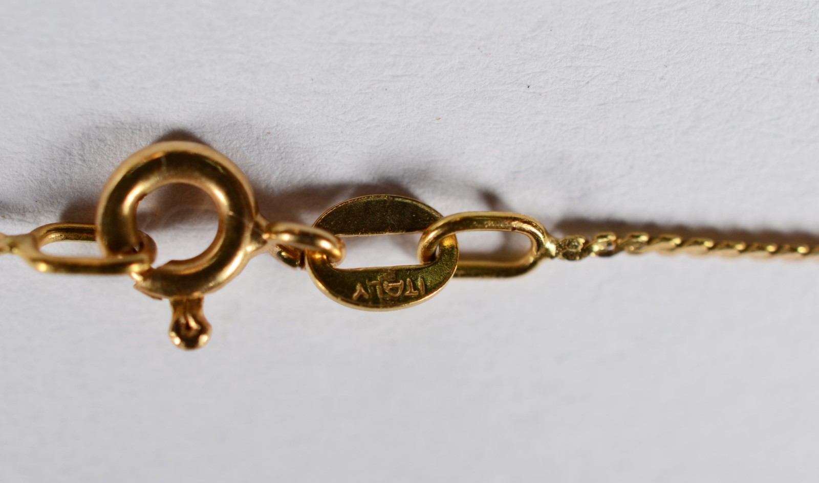 Colar de ouro 18 k. (Por motivos de segurança a peça não se encontra... - foto 5 de 7