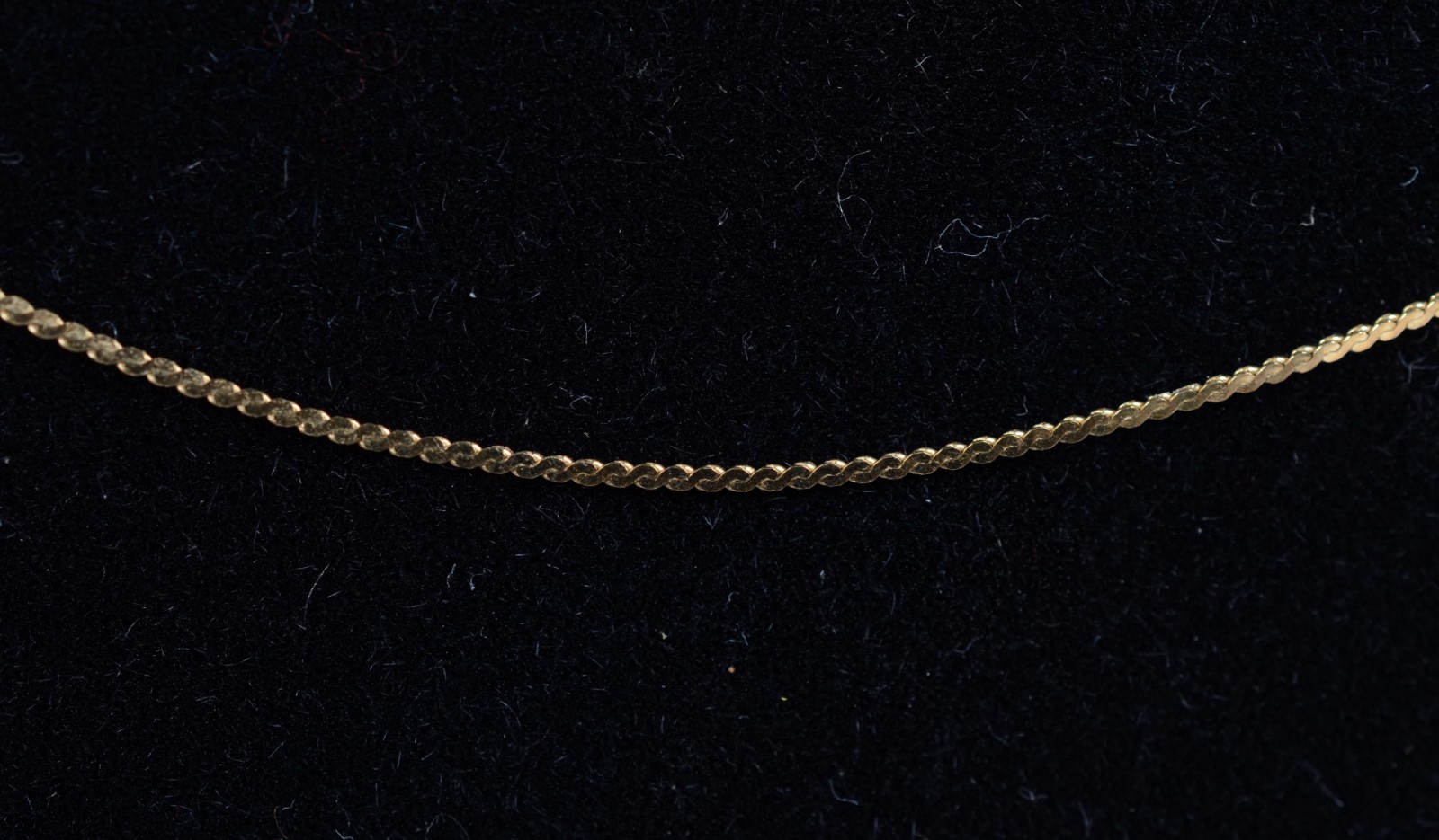 Colar de ouro 18 k. (Por motivos de segurança a peça não se encontra... - foto 6 de 7