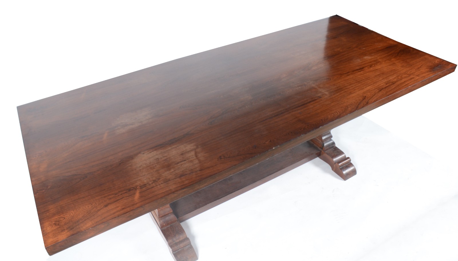 Mesa de jantar de jacarandá, tampo retangular apoiado em duas colunas... - foto 4 de 11