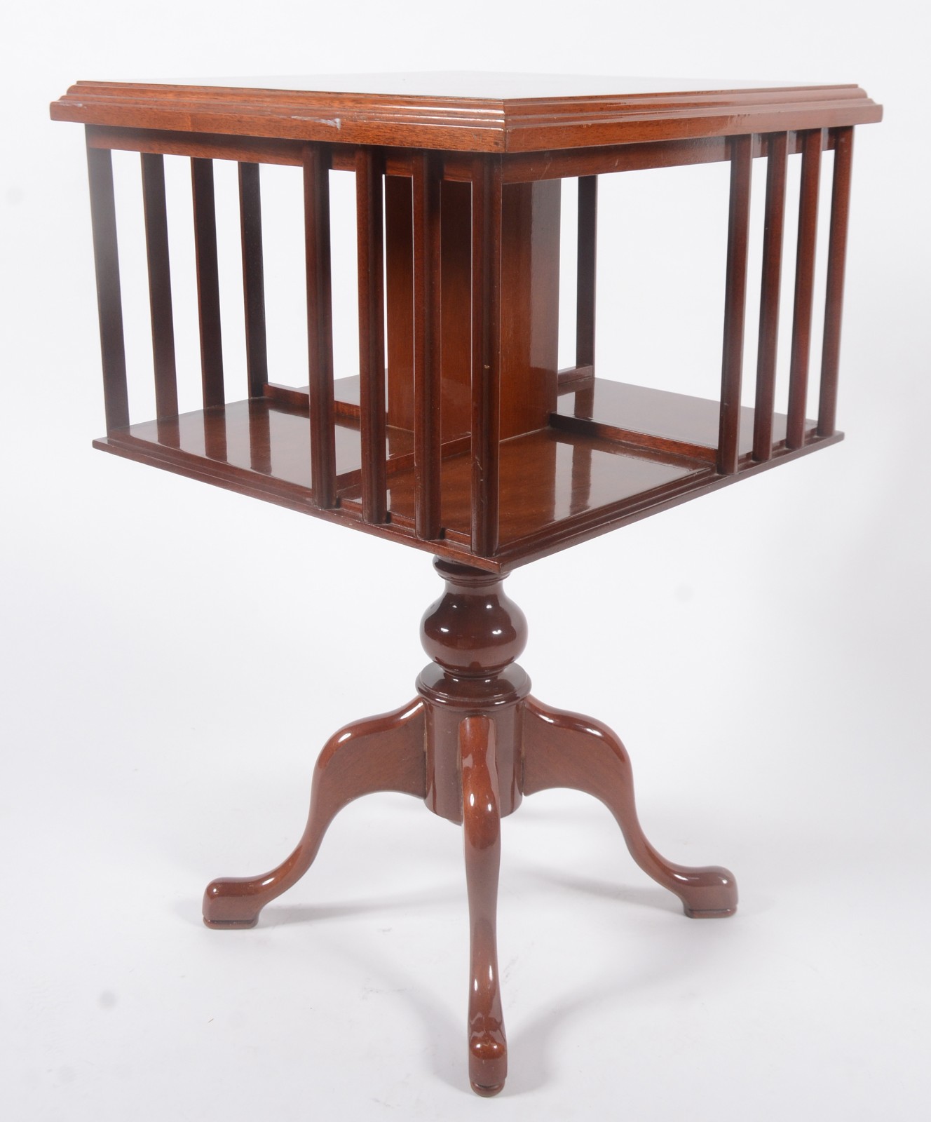 Book Table - Mesa auxiliar de madeira nobre, corpo com quatro... - foto 1 de 5