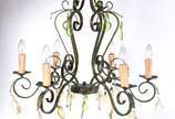 Lustre de metal para 6 luzes com pingentes de c... - Lustre de metal para 6 luzes com pingentes de cristal facetado e frutas de vidro colorido.