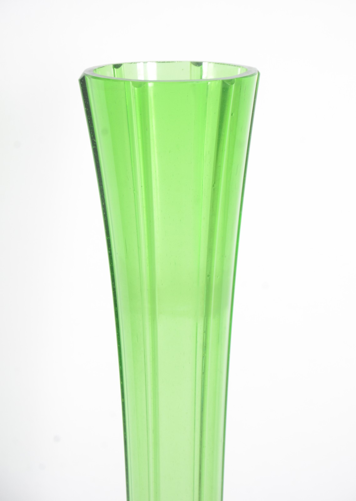 Grande solifleur de vidro decorativo na cor verde (com mofo e pequeno... - foto 2 de 7