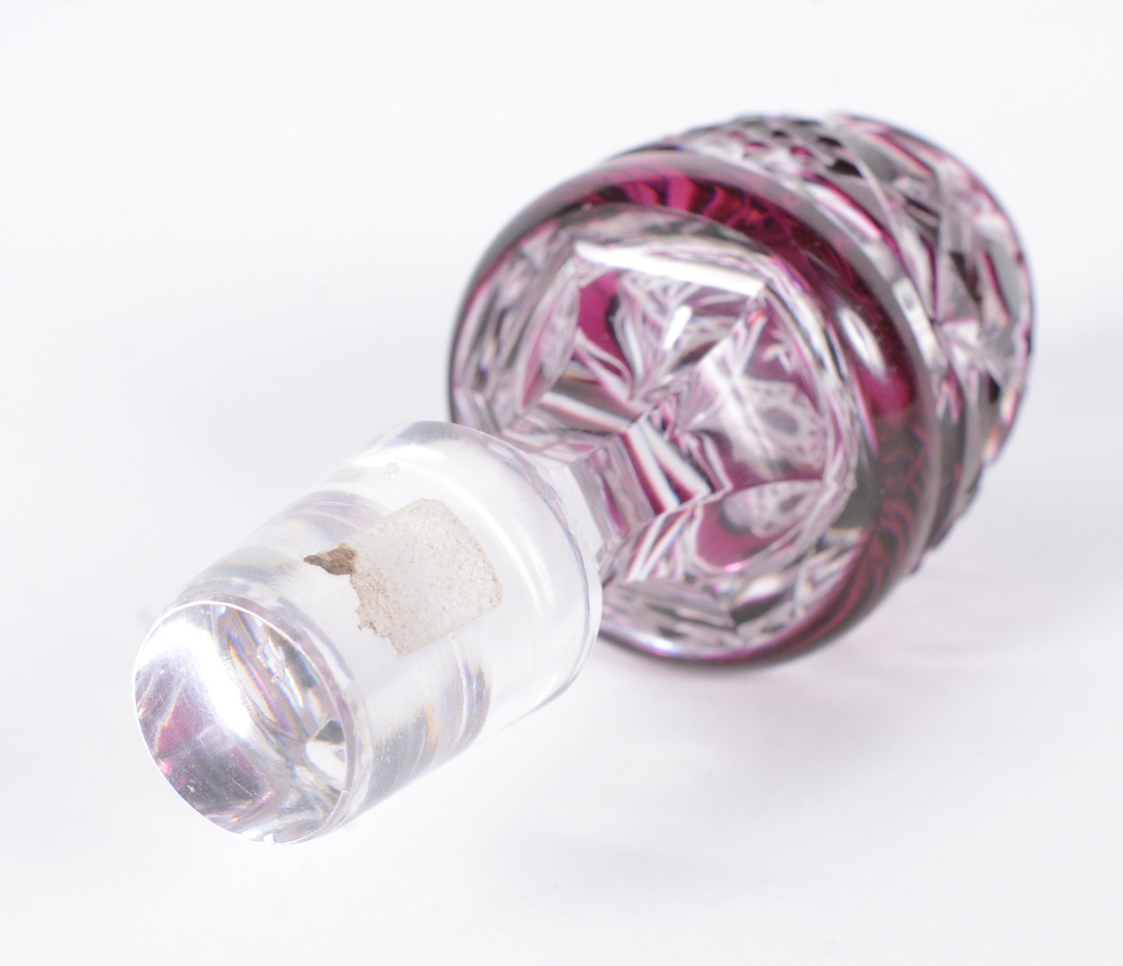 Garrafa de cristal europeu doublé rosa lapidado. - foto 7 de 8