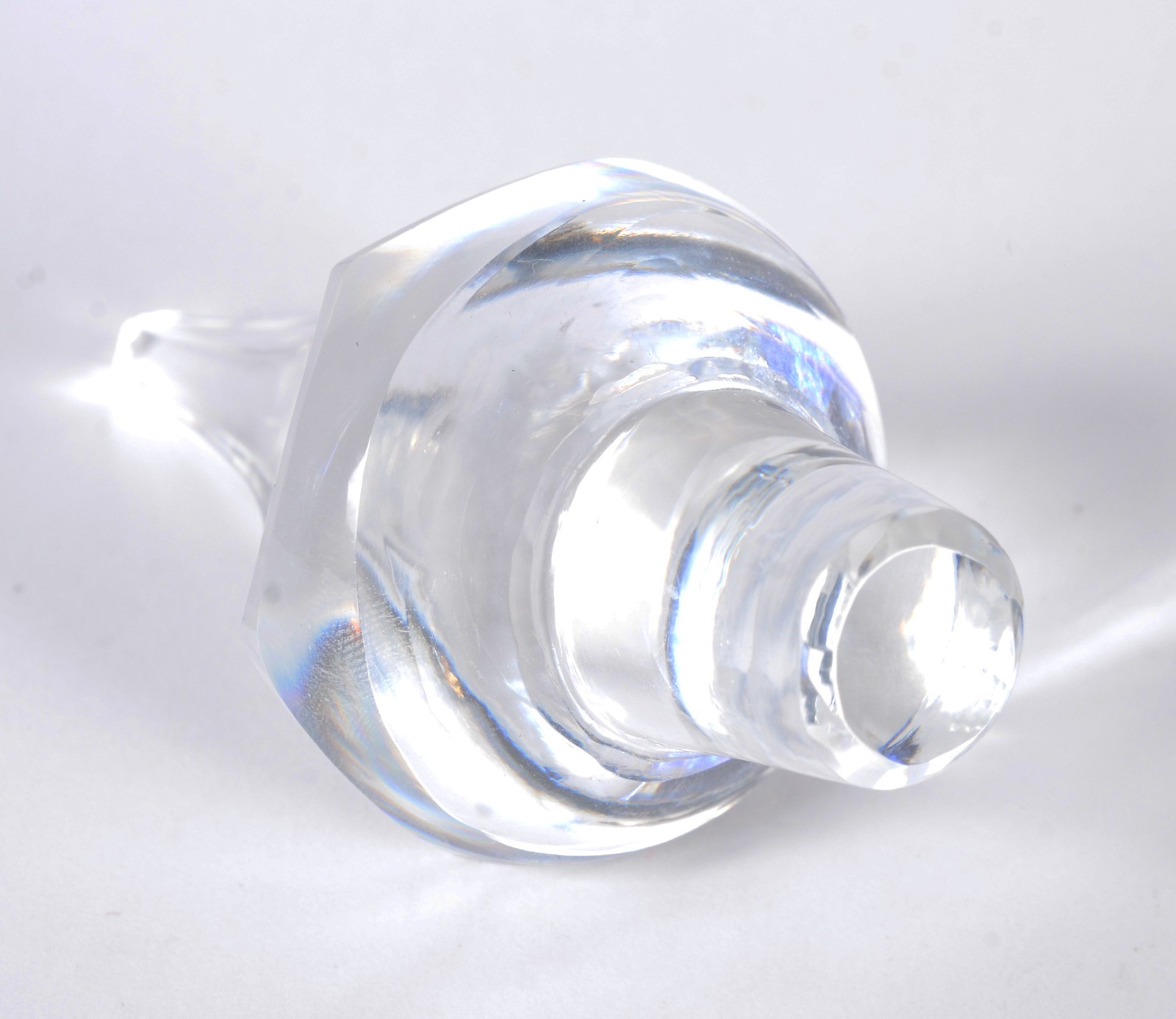 Garrafa de cristal doublé azul lapidada. - foto 7 de 8