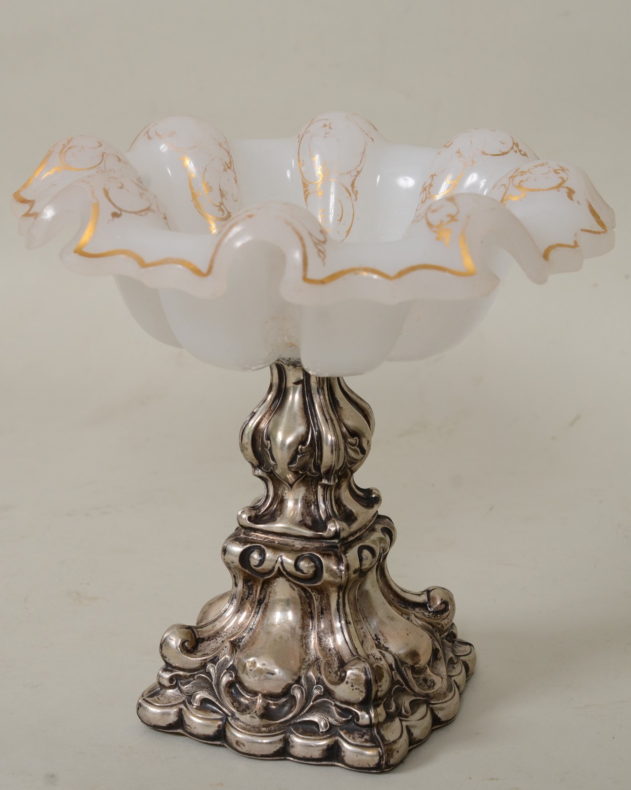 Pequena fruteira com base de prata e bowl de cristal overlay... - foto 1 de 11