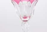 Doze cálices para vinho branco de cristal facet... - Doze cálices para vinho branco de cristal facetado doublé rosa, base sextavada. Possivelmente BACCARAT.