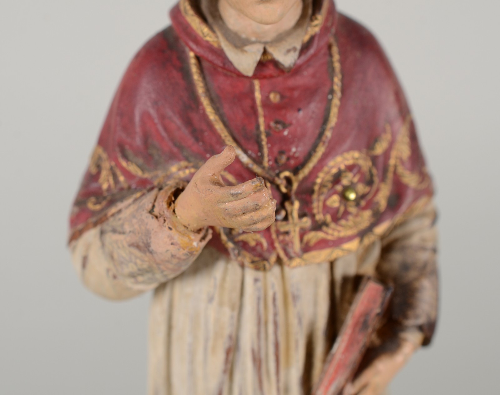 Santo Papa - Antiga imagem de madeira policromada, pedestal entalhado... - foto 7 de 8