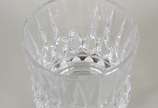 Bomboniere de cristal lapidado. - Bomboniere de cristal lapidado.