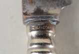 Faqueiro de metal prateado Alpaca - Silco compo... - Faqueiro de metal prateado Alpaca - Silco composto de: 12 garfos, 12 colheres, 12 facas grandes; 12 garfos, 12 colheres, 11 facas de sobremesa; ...