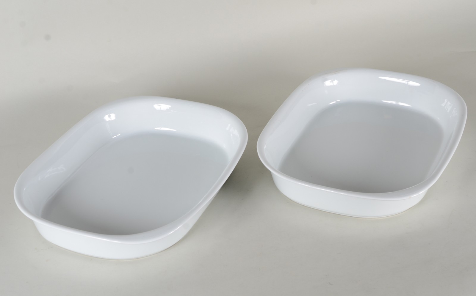 Par de refratários de porcelana branca Germer. - foto 2 de 6