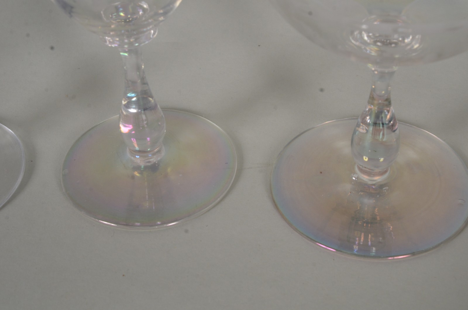 Diversas taças de cristal, sendo: 8 para vinho branco; 3 para vinho... - foto 10 de 10