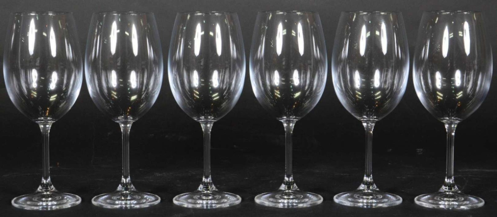 Seis taças de cristal para vinho, 430 ml. - foto 1 de 2