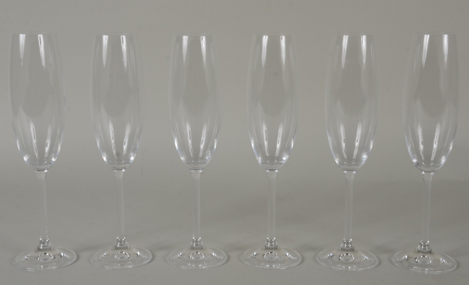 Seis flutes de cristal para champagne, 230 ml. - foto 2 de 5