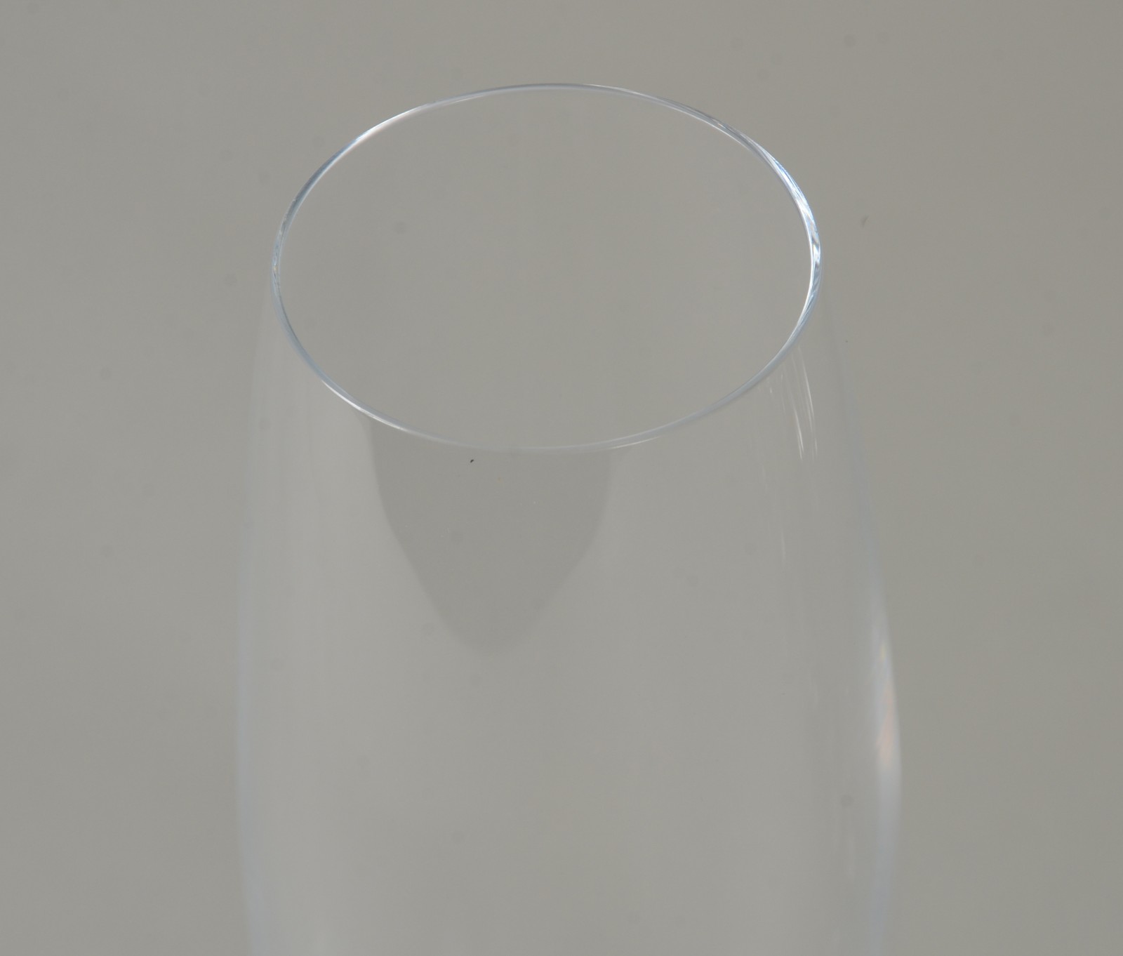 Seis flutes de cristal para champagne, 230 ml. - foto 4 de 5