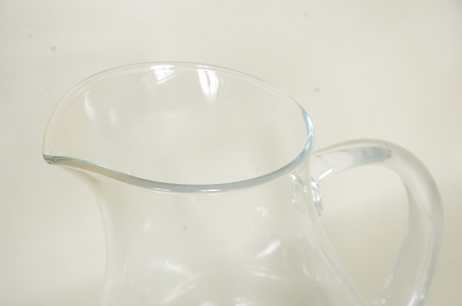 Serviço de cristal, composto de: 12 taças para água, 6 para vinho... - foto 4 de 7