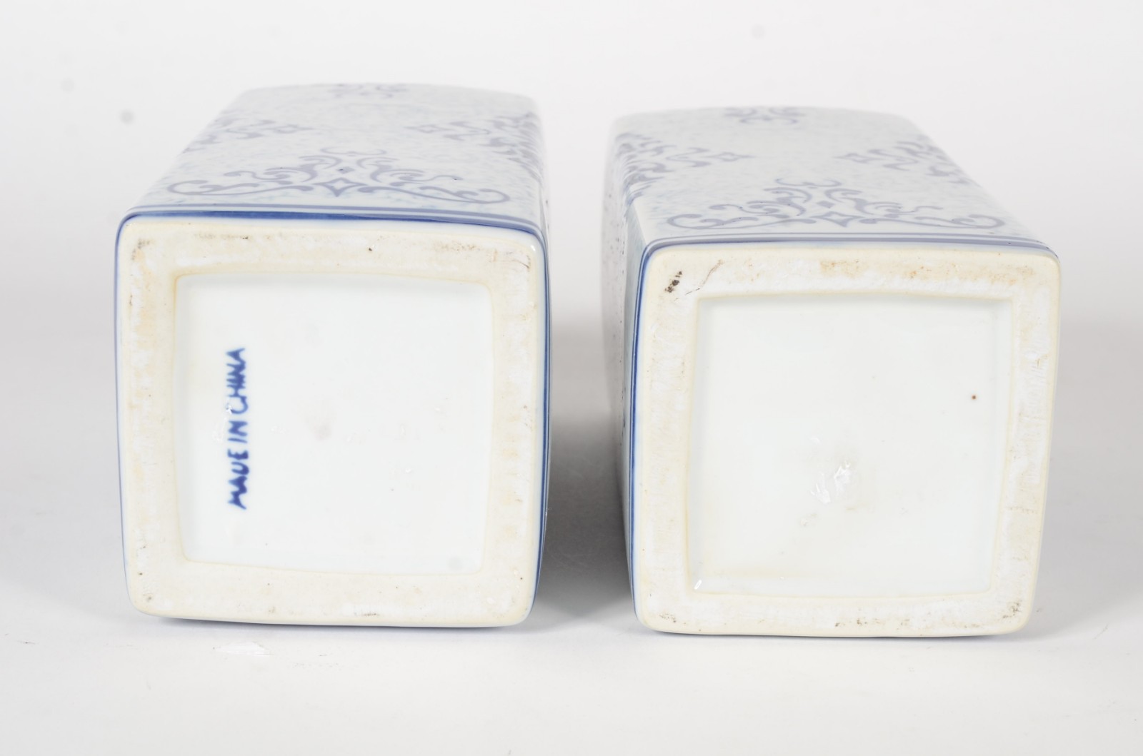 Par de potiches de porcelana chinesa decorados com guirlandas em azul... - foto 7 de 8
