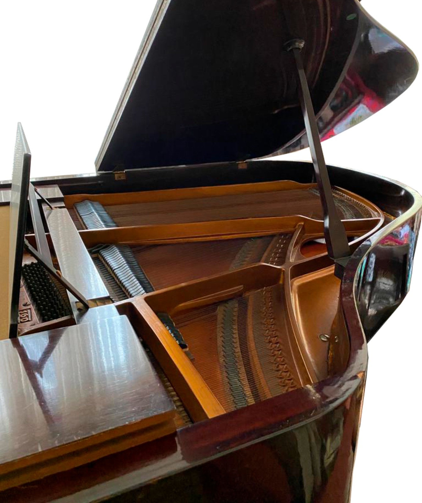 Piano de 1/4 de cauda. Acompanha banqueta. Pequenos arranhões na... - foto 7 de 9