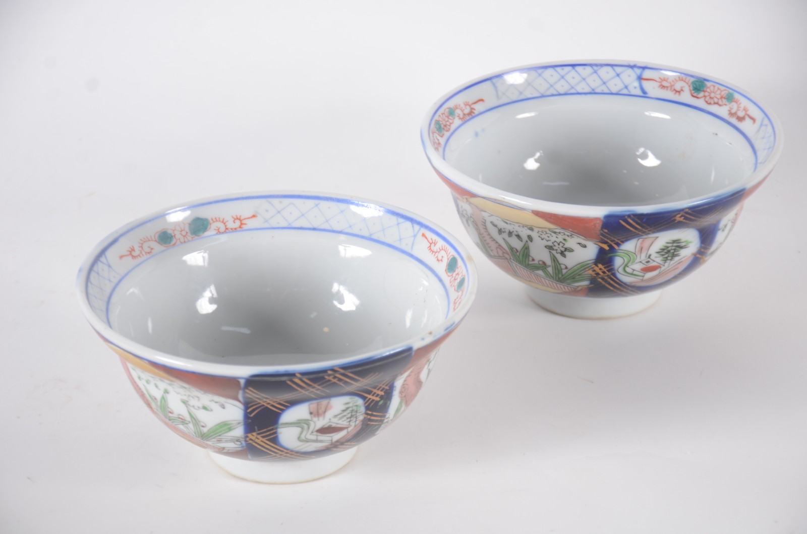 Par de bowls de porcelana japonesa Imari. - foto 1 de 8