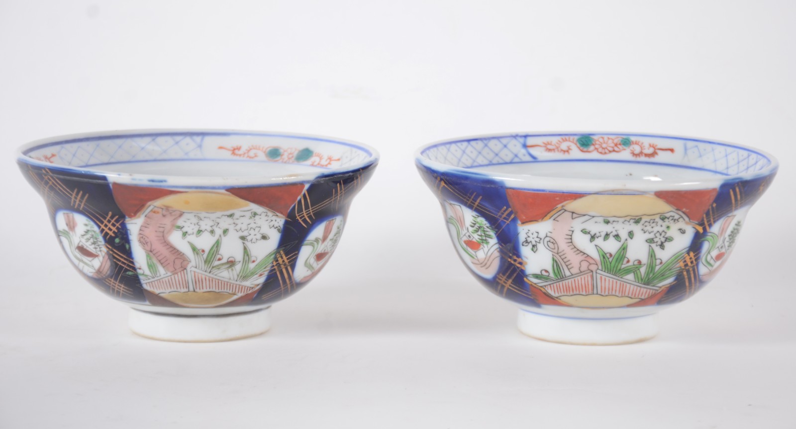 Par de bowls de porcelana japonesa Imari. - foto 8 de 8