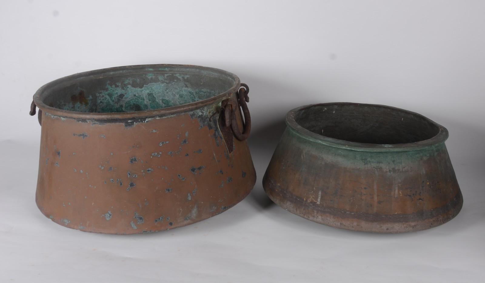 Conjunto com 4 tachos de cobre turco. (com desgastes e pequenos... - foto 6 de 6